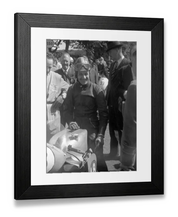 Framed Print : Dickie Dale (Guzzi) 1957 Senior TT Framed Print : Dickie Dale (Guzzi) 1957 Senior TT