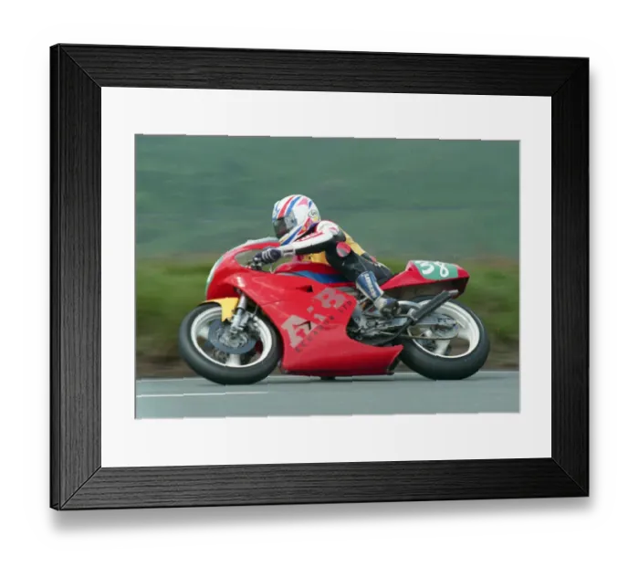 Framed Print : Steve Richardson (Yamaha) 1999 Lightweight 250 TT
