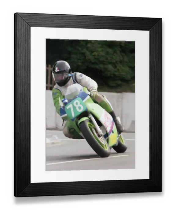 Framed Print : Andy Thompson (Kawasaki) 1993 Lightweight Manx Grand Prix Framed Print : Andy Thompson (Kawasaki) 1993 Lightweight Manx Grand Prix