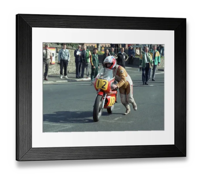 Framed Print : Alan Bud Jackson (Aermacchi) 1989 Senior Classic Manx Grand Prix Framed Print : Alan Bud Jackson (Aermacchi) 1989 Senior Classic Manx Grand Prix