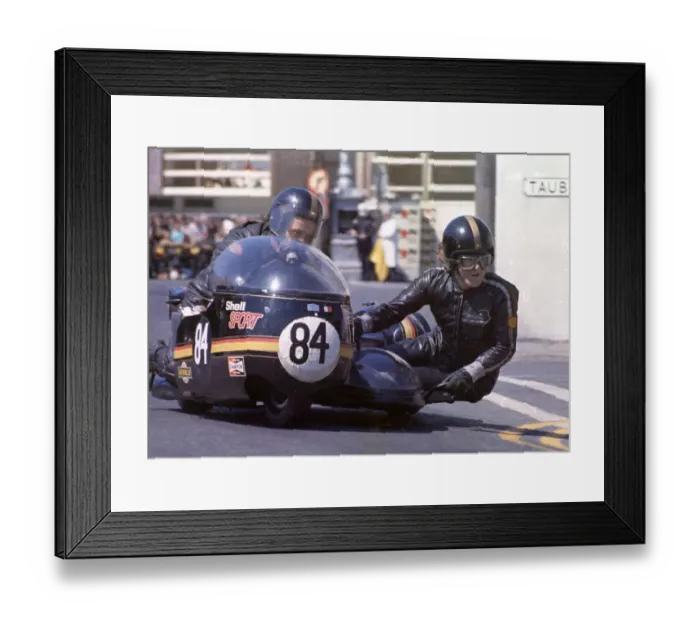 Framed Print : Roger Aldous & Peter Lucock (Triumph) 1973 500 Sidecar TT Framed Print : Roger Aldous & Peter Lucock (Triumph) 1973 500 Sidecar TT