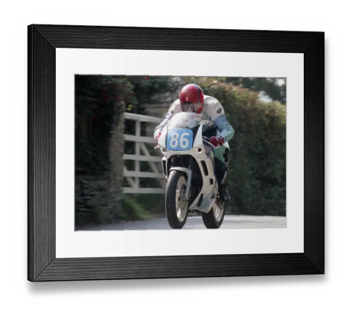 Framed Print : Phil Murden (Yamaha) 1993 Junior Manx Grand Prix Framed Print : Phil Murden (Yamaha) 1993 Junior Manx Grand Prix