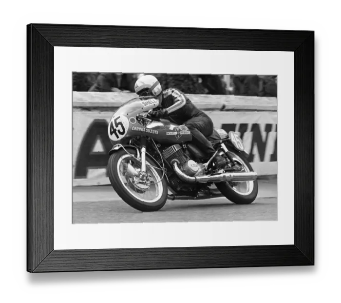 Framed Print : Graham Bailey (Crooks Suzuki) 1971 Production TT Framed Print : Graham Bailey (Crooks Suzuki) 1971 Production TT