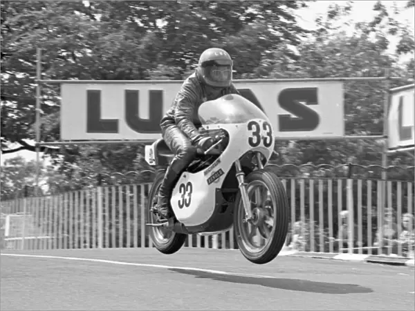Les Kenny (Yamaha) 1975 Classic TT