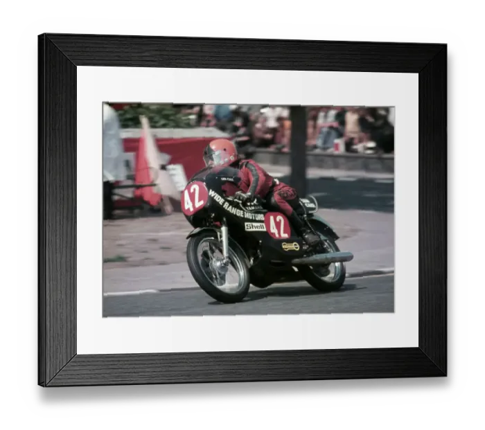 Framed Print : Les Kenny (Yamaha) 1976 Production TT Framed Print : Les Kenny (Yamaha) 1976 Production TT