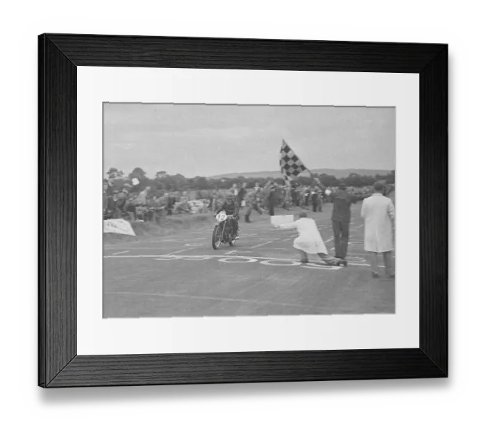 Framed Print : Tommy Wood (Guzzi) 1951 Lightweight Ulster Grand Prix Framed Print : Tommy Wood (Guzzi) 1951 Lightweight Ulster Grand Prix