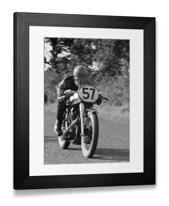 Framed Print : Jack Brett (Norton) 1951 Junior Ulster Grand Prix Framed Print : Jack Brett (Norton) 1951 Junior Ulster Grand Prix