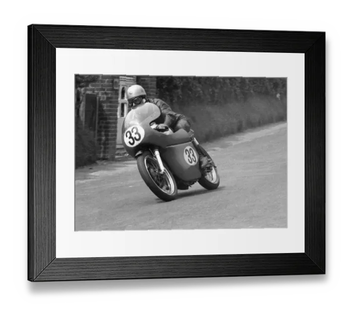 Framed Print : Gerry Saward (Norton) 1964 Senior TT Framed Print : Gerry Saward (Norton) 1964 Senior TT