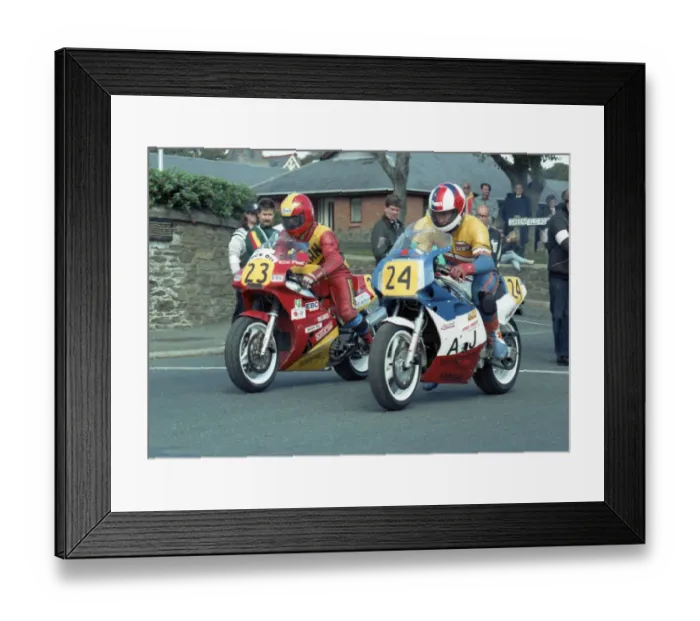 Framed Print : Allan McDonald (Honda) & Geoff Baldock (Yamaha) 1989 Senior Manx Grand Prix Framed Print : Allan McDonald (Honda) & Geoff Baldock (Yamaha) 1989 Senior Manx Grand Prix