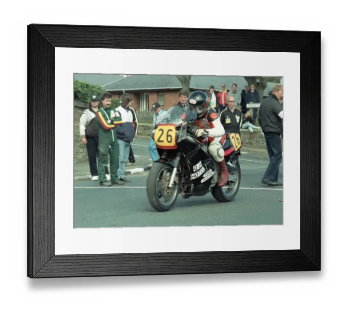 Framed Print : Norman Kneen (Yamaha) 1989 Senior Manx Grand Prix Framed Print : Norman Kneen (Yamaha) 1989 Senior Manx Grand Prix