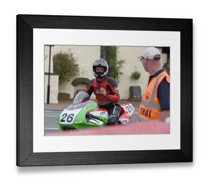 Framed Print : William Dunlop (Kawasaki) 2016 Superbike Classic TT Framed Print : William Dunlop (Kawasaki) 2016 Superbike Classic TT