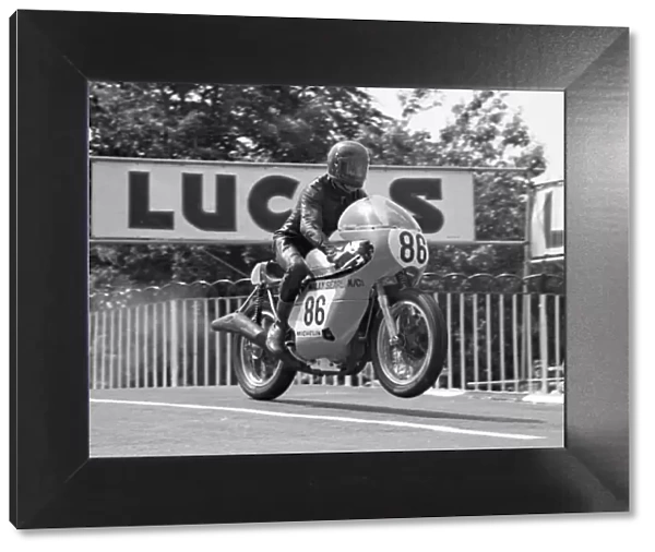 Derek Filler (Norton) 1975 Classic TT
