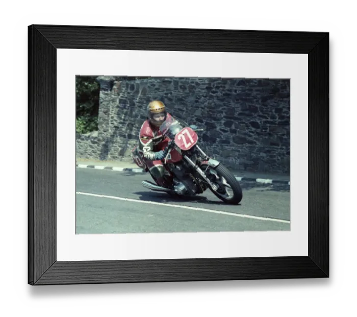 Framed Print : Mick Hunt (Laverda) 1978 Formula One TT Framed Print : Mick Hunt (Laverda) 1978 Formula One TT