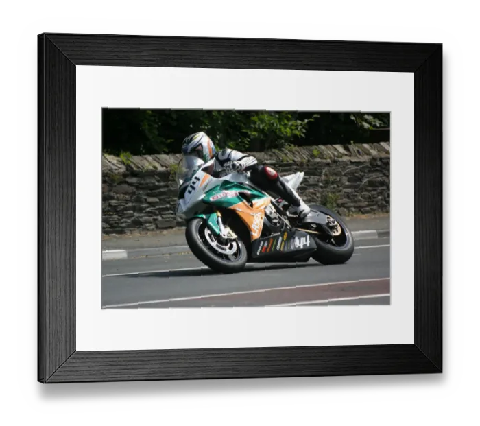 Framed Print : Steve Henegan (BMW) 2011 Superbike TT Framed Print : Steve Henegan (BMW) 2011 Superbike TT