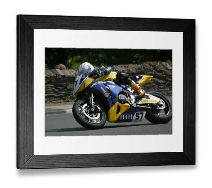 Framed Print : Dan Cooper (Honda) 2011 Superbike TT Framed Print : Dan Cooper (Honda) 2011 Superbike TT