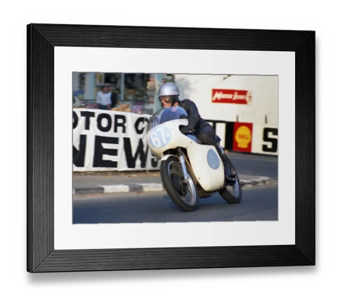 Framed Print : George Cant (Norton) 1968 Junior Manx Grand Prix Framed Print : George Cant (Norton) 1968 Junior Manx Grand Prix