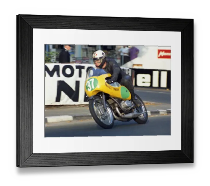 Framed Print : Andy Chapman (Padgett Yamaha) 1968 Lightweight Manx Grand Prix Framed Print : Andy Chapman (Padgett Yamaha) 1968 Lightweight Manx Grand Prix