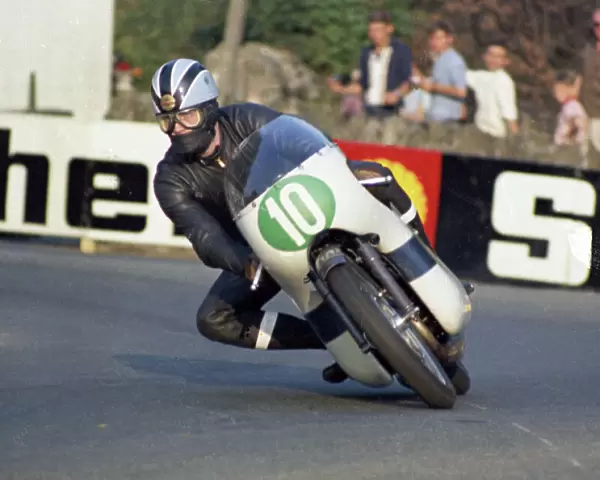 Colin Birkenhead (Yamaha) 1968 Lightweight Manx Grand Prix