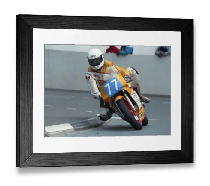 Framed Print : Neil Richardson (Yamaha) 1990 Junior Manx Grand Prix Framed Print : Neil Richardson (Yamaha) 1990 Junior Manx Grand Prix