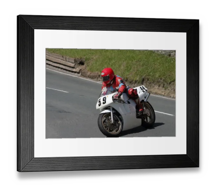 Framed Print : Mark Kneen (Honda) 2005 Classic Lap Framed Print : Mark Kneen (Honda) 2005 Classic Lap