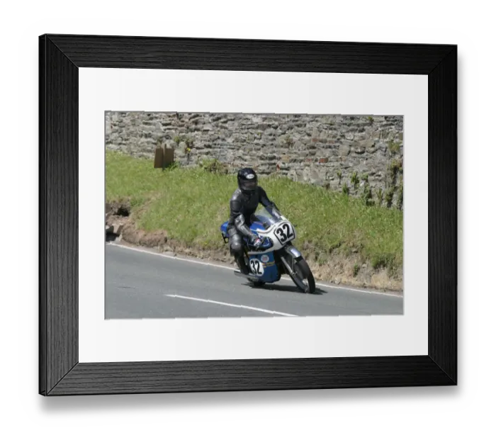 Framed Print : Steve Gibbs (Honda) 2005 Classic Lap Framed Print : Steve Gibbs (Honda) 2005 Classic Lap