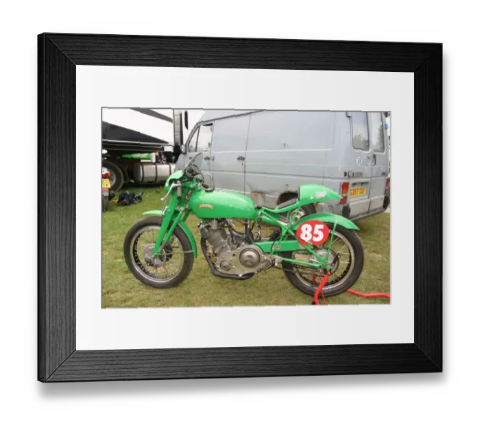 Framed Print : Vincent Comet, ridden by Bernard Stovin in the 2005 Classic Lap Framed Print : Vincent Comet, ridden by Bernard Stovin in the 2005 Classic Lap