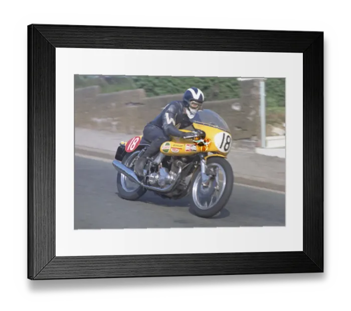 Framed Print : Peter Williams (Norton) 1970 Production TT Framed Print : Peter Williams (Norton) 1970 Production TT