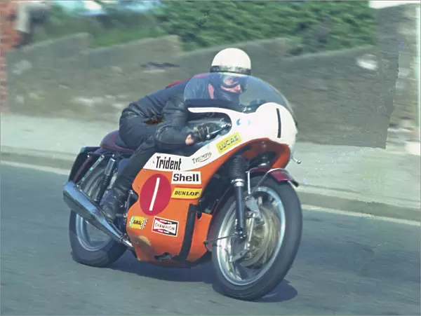 Malcolm Uphill (Triumph) 1970 Production TT