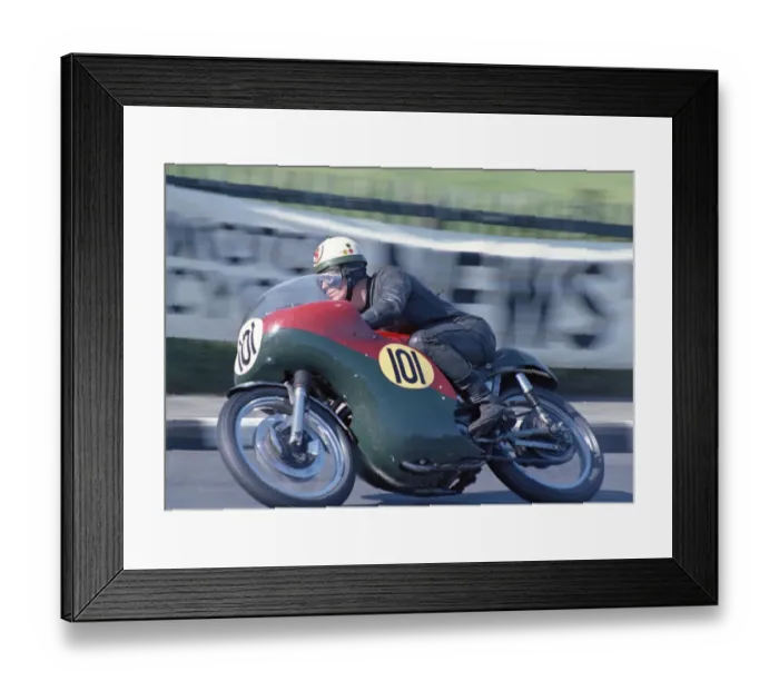 Framed Print : Gordon Pantall (Matchless) 1967 Senior Manx Grand Prix Framed Print : Gordon Pantall (Matchless) 1967 Senior Manx Grand Prix