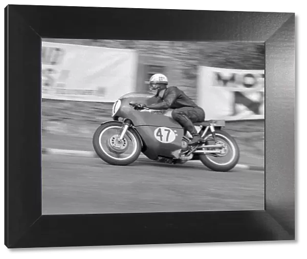 Gordon Pantall (Matchless) 1969 Senior Manx Grand Prix