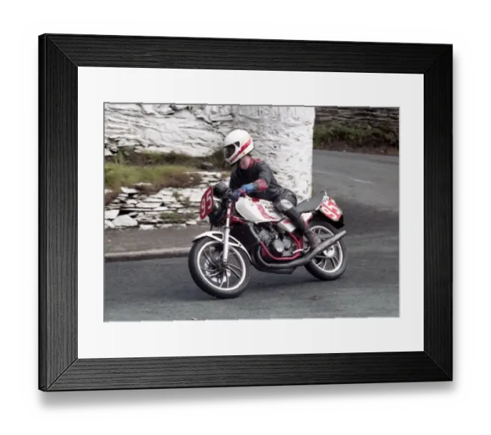 Framed Print : Philip Lewis (Yamaha) 1985 Newcomers Manx Grand Prix Framed Print : Philip Lewis (Yamaha) 1985 Newcomers Manx Grand Prix