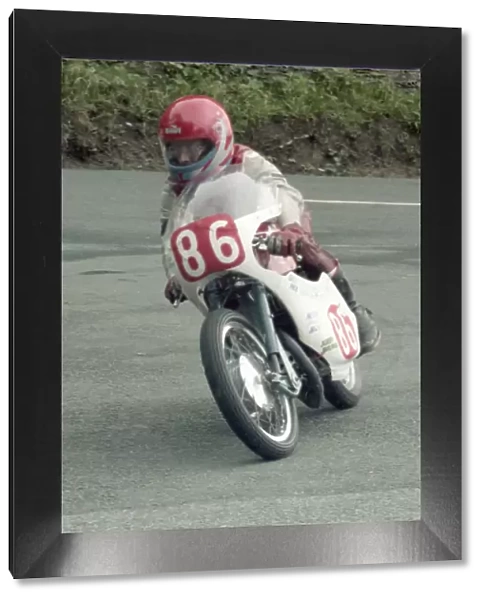 Derek Whalley (Greeves) 1985 Newcomers Manx Grand Prix