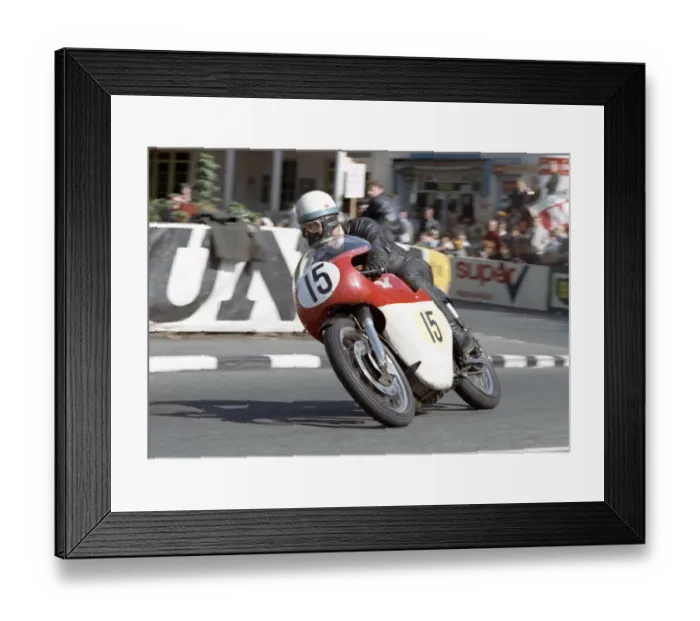 Framed Print : Bill Smith (Matchless) 1966 Senior TT