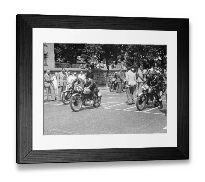 Framed Print : Henry Collier (BSA, 36) G E Parry (BSA, 35) Jim Baybutt (BSA, 34) 1952 Junior Clubman TT Framed Print : Henry Collier (BSA, 36) G E Parry (BSA, 35) Jim Baybutt (BSA, 34) 1952 Junior Clubman TT