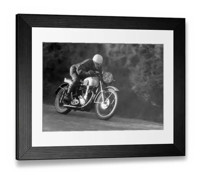 Framed Print : Jim Baybutt (BSA) 1952 Junior Clubman TT Framed Print : Jim Baybutt (BSA) 1952 Junior Clubman TT