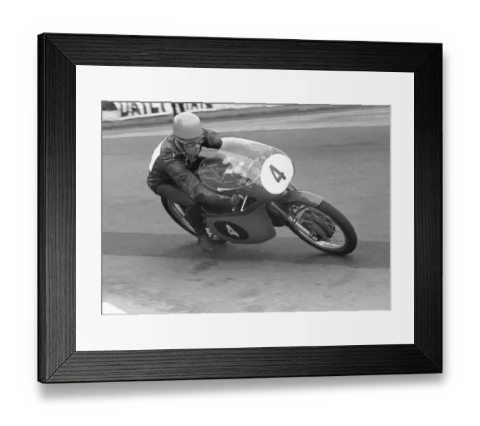 Framed Print : Luigi Taveri (Honda) 1960 Ultra Lightweight TT