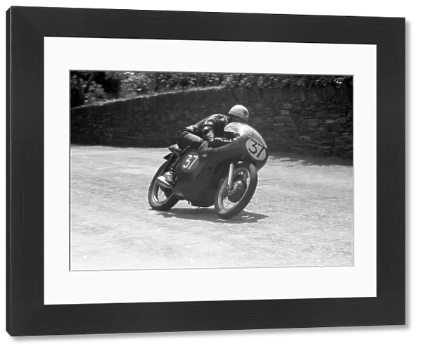 Bill Smith (AJS) 1959 Junior TT