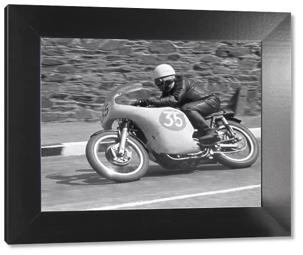 Syd Mizen (AJS) 1959 Junior TT