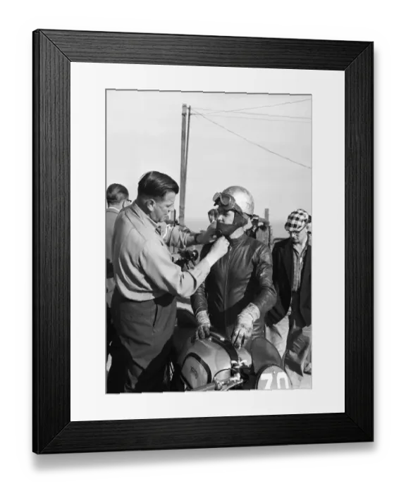 Framed Print : Gary Hocking (Norton) 1959 Junior TT Framed Print : Gary Hocking (Norton) 1959 Junior TT
