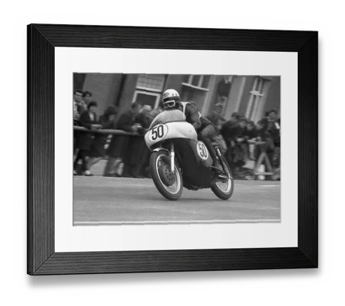 Framed Print : Walter Scheimann (Norton) 1964 Senior TT Framed Print : Walter Scheimann (Norton) 1964 Senior TT