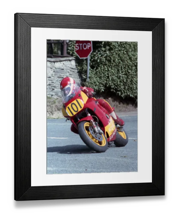 Framed Print : Steve Morris (Honda) 1990 Senior Manx Grand Prix Framed Print : Steve Morris (Honda) 1990 Senior Manx Grand Prix