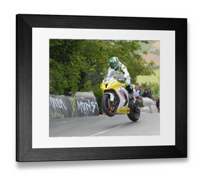 Framed Print : Robert Wilson (Kawasaki) 2011 Superbike TT Framed Print : Robert Wilson (Kawasaki) 2011 Superbike TT