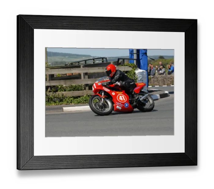 Framed Print : Jim Snaith (Spondon Yamaha) 2011 Pre TT Classic Framed Print : Jim Snaith (Spondon Yamaha) 2011 Pre TT Classic