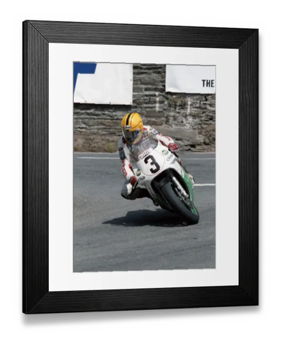 Framed Print : Joey Dunlop (Honda) 1992 Formula One TT Framed Print : Joey Dunlop (Honda) 1992 Formula One TT