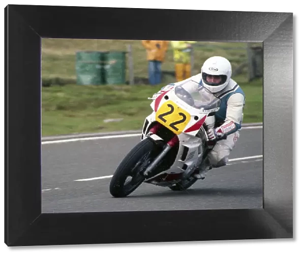 Joe Toner (Yamaha) 1990 Senior Manx Grand Prix