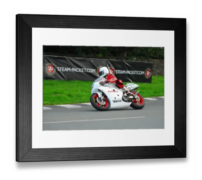 Framed Print : Ryan Kneen (Yamaha) 2015 Formula Two Classic TT Framed Print : Ryan Kneen (Yamaha) 2015 Formula Two Classic TT