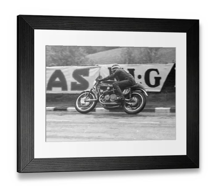 Framed Print : Bill Lomas (MV) 1954 Senior TT Framed Print : Bill Lomas (MV) 1954 Senior TT