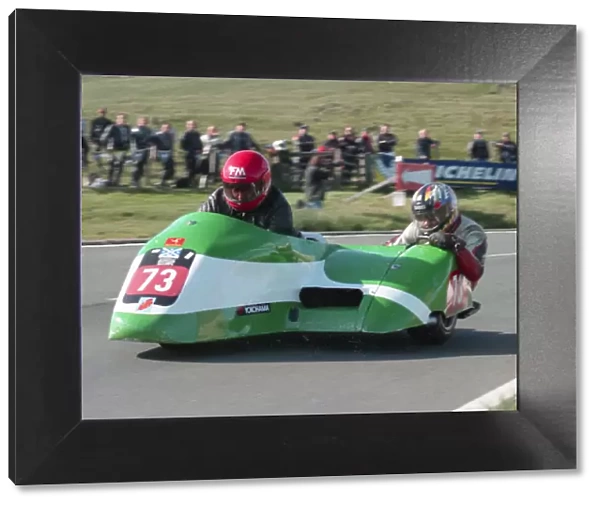 David Stone & Owen Dyke (Shellbourne) 1999 Sidecar TT