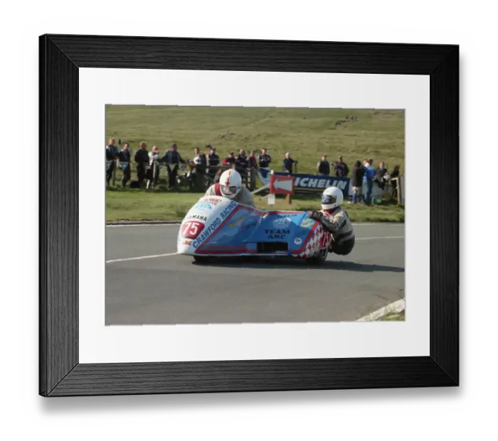 Framed Print : Mike Crawford & Steve Taylor (ARC Yamaha) 1999 Sidecar TT Framed Print : Mike Crawford & Steve Taylor (ARC Yamaha) 1999 Sidecar TT