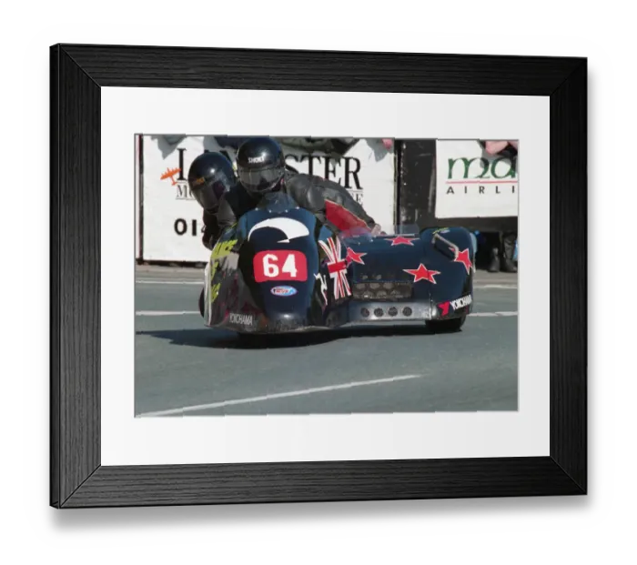 Framed Print : Chris Lawrance & Richard Lawrance (Yamaha) 1999 Sidecar TT Framed Print : Chris Lawrance & Richard Lawrance (Yamaha) 1999 Sidecar TT